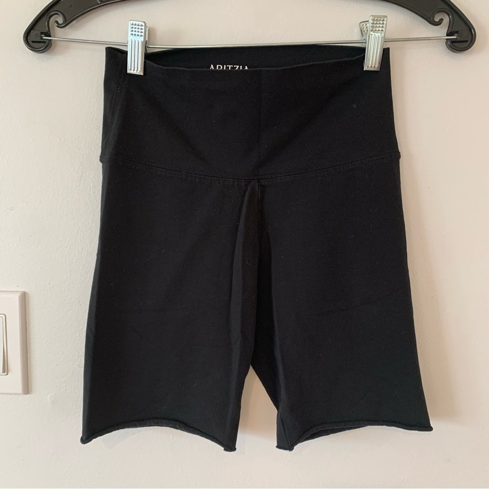 Aritzia  Black Bike Shorts Health Care Workers Limited Edition Women’s Small